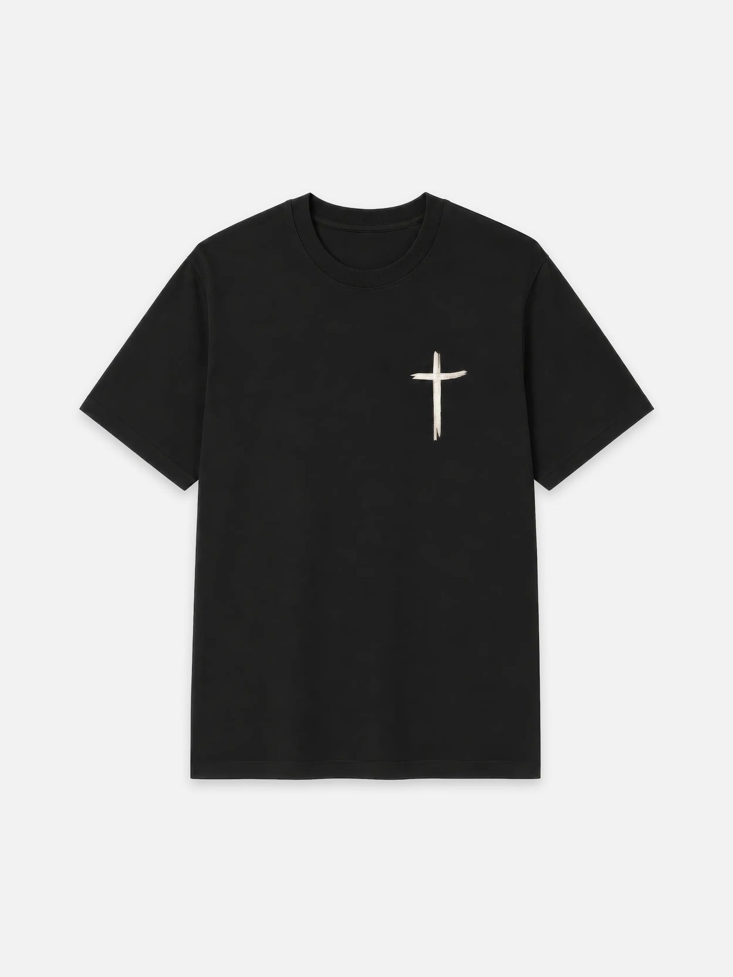 Frontansicht des schwarzen Source Mode Fearless T-Shirts mit weißem Kreuz Print auf der Brust. Christliche Streetwear als Symbol für Jesus, Glaube, Mut, Stärke und Gottes Gegenwart.